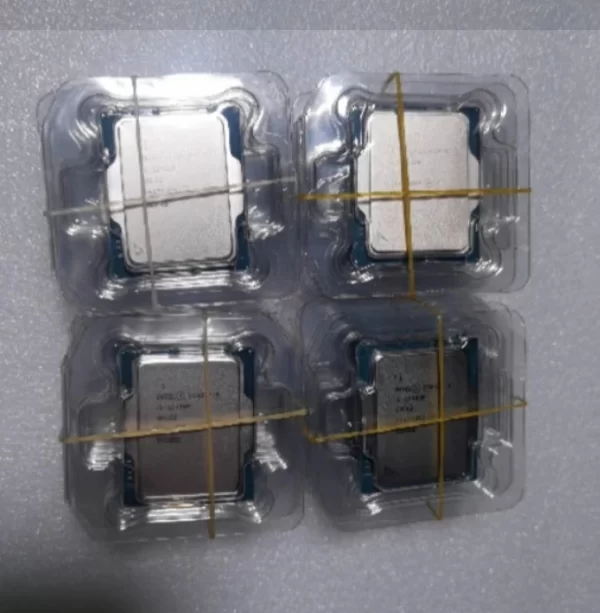 Processador CPU i3 12100F Core i3-12100F LGA 1700 novo, mas sem cooler